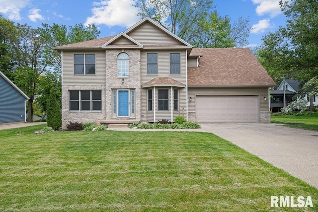 3217 Arlington Cir, Davenport, IA 52803 - view of front of home featuring an attached garage, driveway, a front yard, and a shingled roof