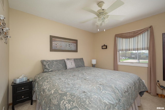 2828 Jersey Ridge Rd, Davenport, IA 52803 - bedroom with carpet and a ceiling fan