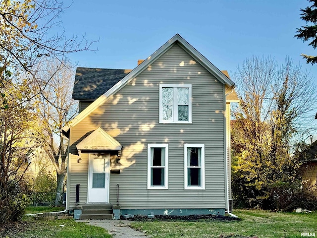 1207 Tremont Ave, Davenport, IA 52803 - view of rear view of property
