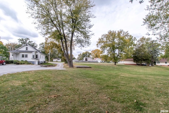 635 1st St, Silvis, IL 61282 - photo 20