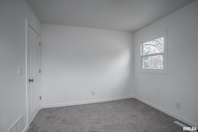 1729 Welshire Dr, Davenport, IA 52806 - unfurnished room with carpet flooring and baseboards