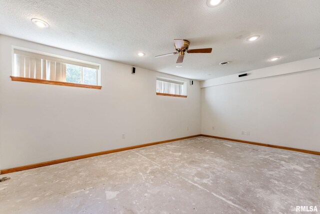 5812 N Thornwood Ave, Davenport, IA 52806 - spare room with recessed lighting, ceiling fan, baseboards, and a textured ceiling