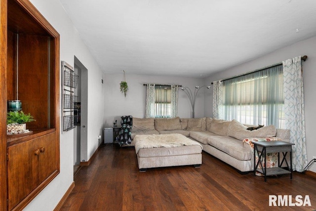 3430 W Locust St, Davenport, IA 52804 - living room with wood finished floors and baseboards