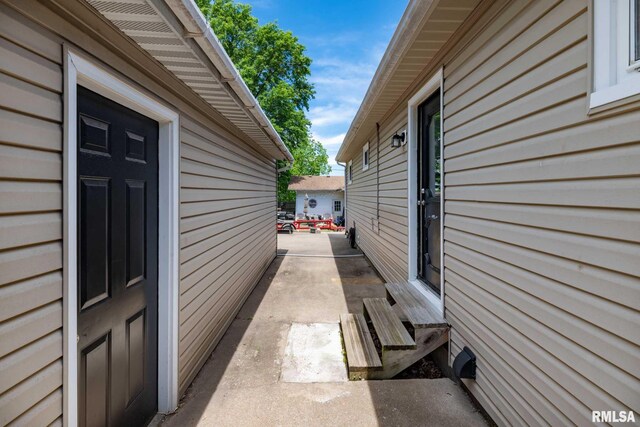 324 N Broadway, Goreville, IL 62939 - view of home's exterior