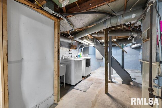 824 S State St, Geneseo, IL 61254 - unfinished basement with washer and clothes dryer