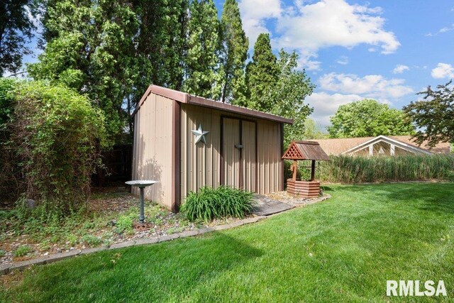 5117 Woodland Ave, Davenport, IA 52807 - view of shed