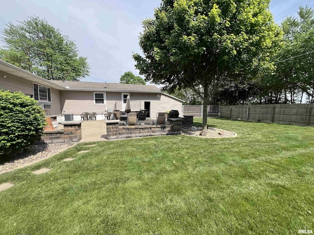 1005 17th St, Port Byron, IL 61275 - view of yard with a patio area