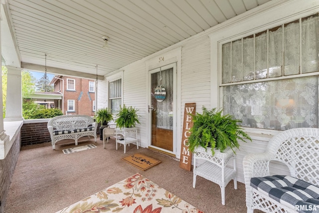 314 W Locust St, Cambridge, IL 61238 - doorway to property featuring a porch