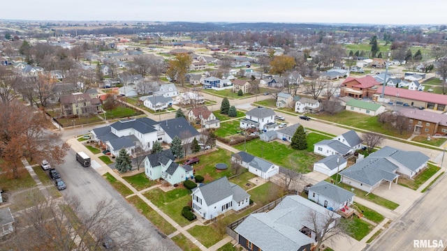 706 8th St, De Witt, IA 52742 - aerial view of property and surrounding area with nearby suburban area