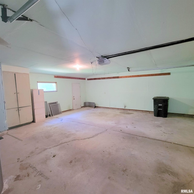 2727 32nd Avenue Ct, Rock Island, IL 61201 - garage with a garage door opener