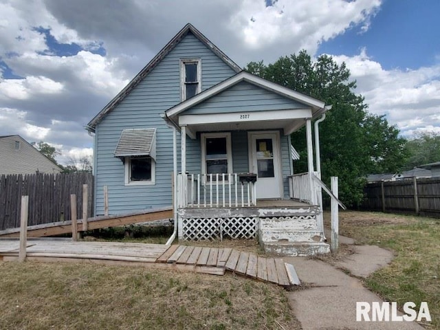 2327 7th St, Rock Island, IL 61201 - view of front facade with a porch