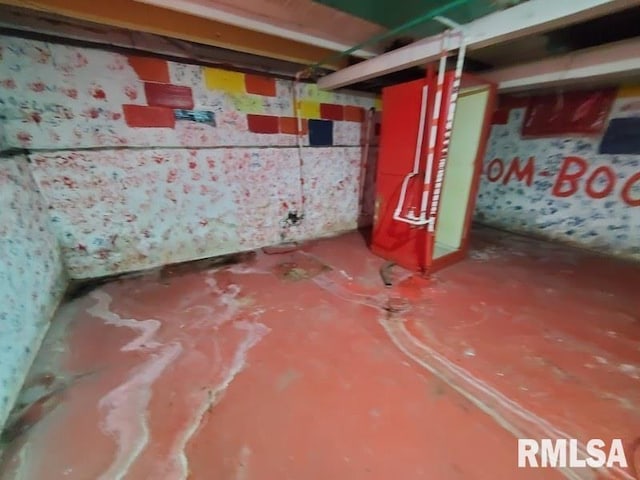 2327 7th St, Rock Island, IL 61201 - view of unfinished basement