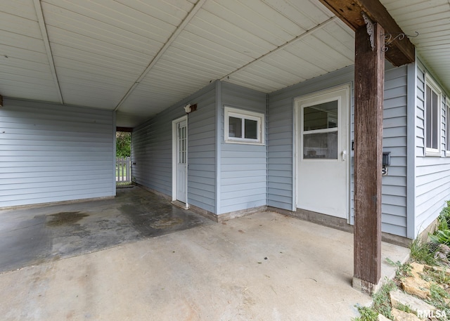 2908 N 4th St, Clinton, IA 52732 - view of patio / terrace with a carport