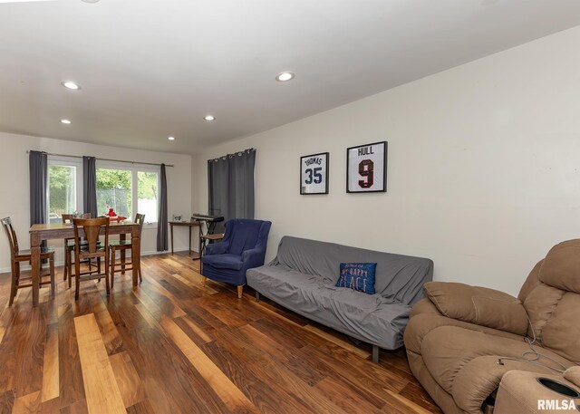 2908 N 4th St, Clinton, IA 52732 - living room with recessed lighting, wood finished floors, and baseboards