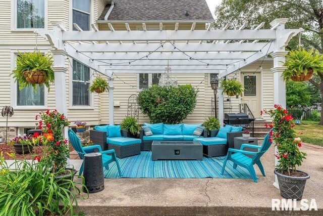 109 W 6th St, Wilton, IA 52778 - view of patio with outdoor lounge area and a pergola