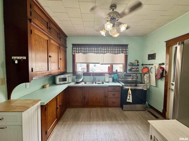 111 NE 5th St, Aledo, IL 61231