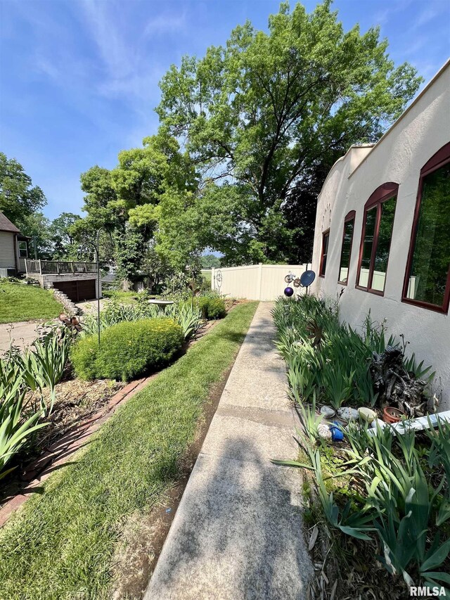 3752 12th St, Rock Island, IL 61201 - view of yard