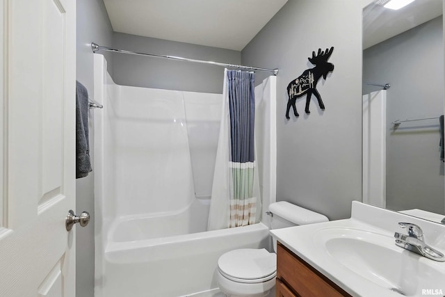 6732 Brookview Ln, Davenport, IA 52806 - full bathroom featuring shower / bath combo, vanity, and toilet