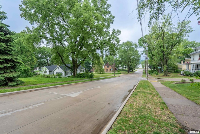 204 Greenwood Ave, Bettendorf, IA 52722 - photo 25