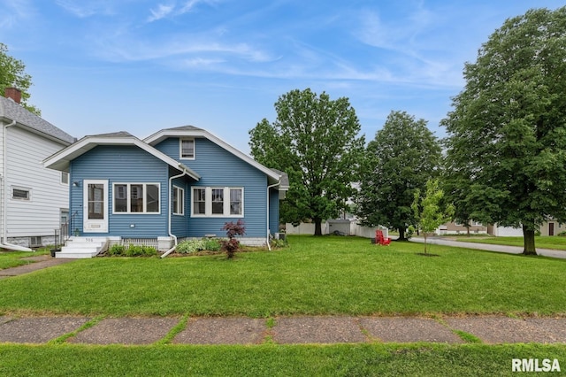 506 18th Ave, Moline, IL 61265 - view of front of house with a front yard