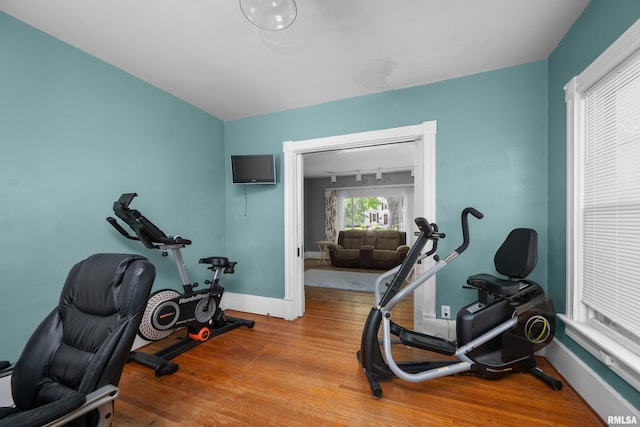 503 SW 4th Ave, Galva, IL 61434 - workout area featuring wood finished floors and baseboards