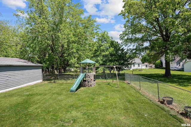 503 SW 4th Ave, Galva, IL 61434 - view of yard with a playground