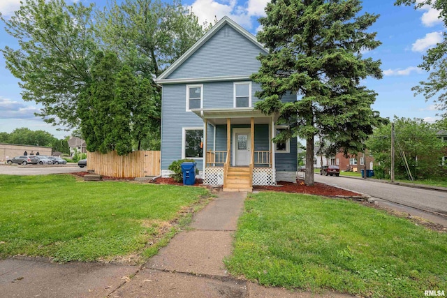 1312 Ripley St, Davenport, IA 52803 - view of front facade with a porch