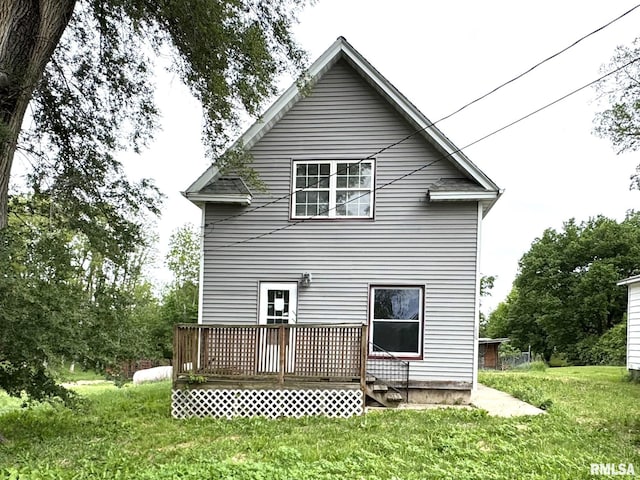 116 W 13th St, Kewanee, IL 61443 - back of house with a deck and a yard