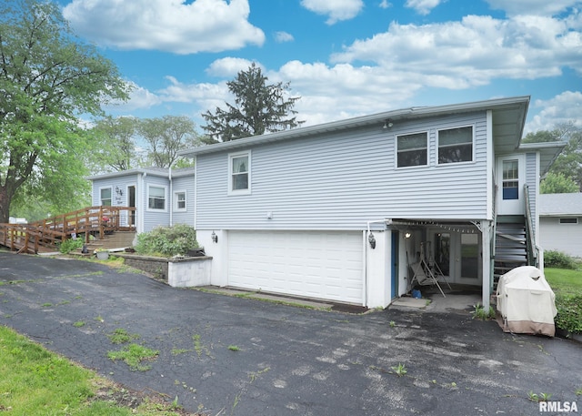 2015 N Zenith Ave, Davenport, IA 52804 - photo 2