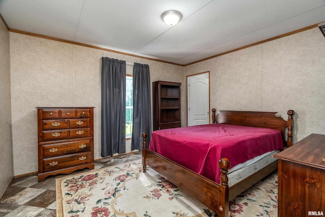 402 S Meadow St, Royalton, IL 62983 - bedroom featuring ornamental molding