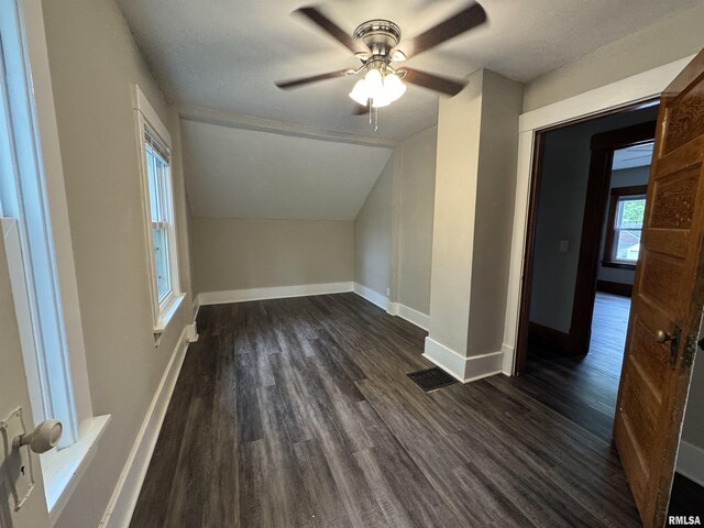 1117 E Colorado St, Davenport, IA 52803