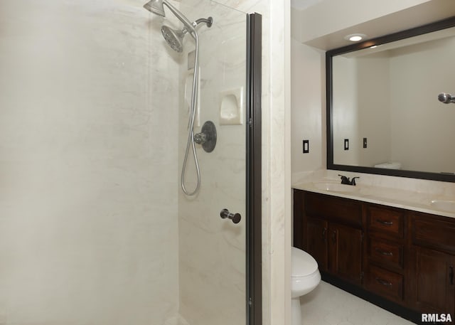 3 Wildwood Trl, Bettendorf, IA 52722 - bathroom featuring toilet, a marble finish shower, and double vanity