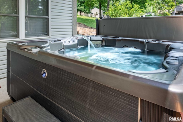 605 Lakeshore Dr S, Goreville, IL 62939 - wooden terrace with a hot tub