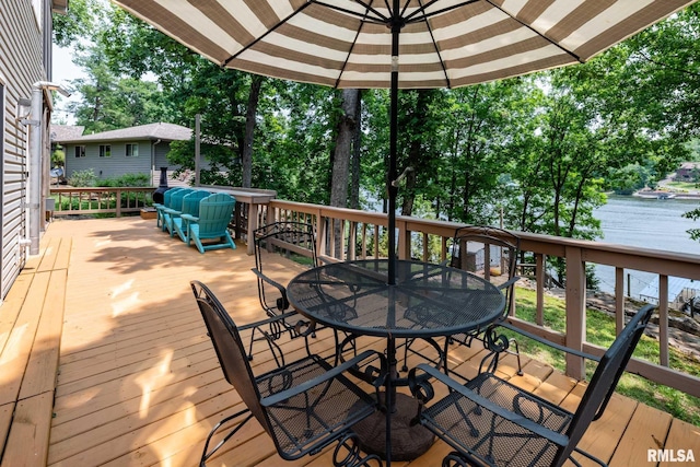 605 Lakeshore Dr S, Goreville, IL 62939 - deck featuring outdoor dining space