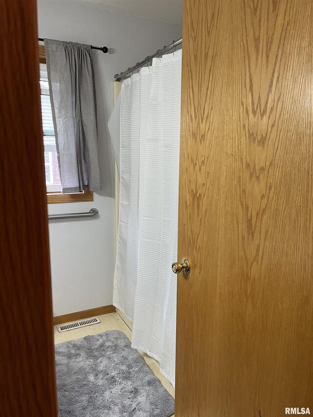 502 Horizon Dr, Tipton, IA 52772