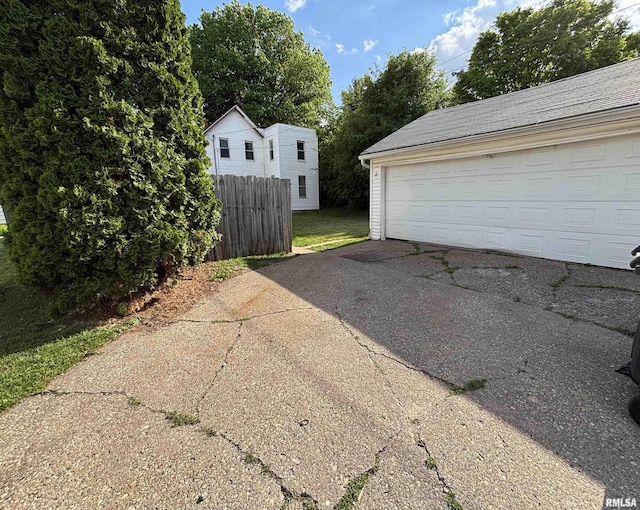 837 19th Ave, Moline, IL 61265 - view of detached garage