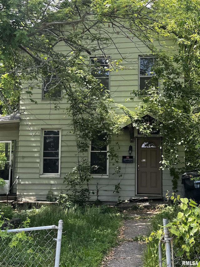 706 Farnam St, Davenport, IA 52803 - view of front of property