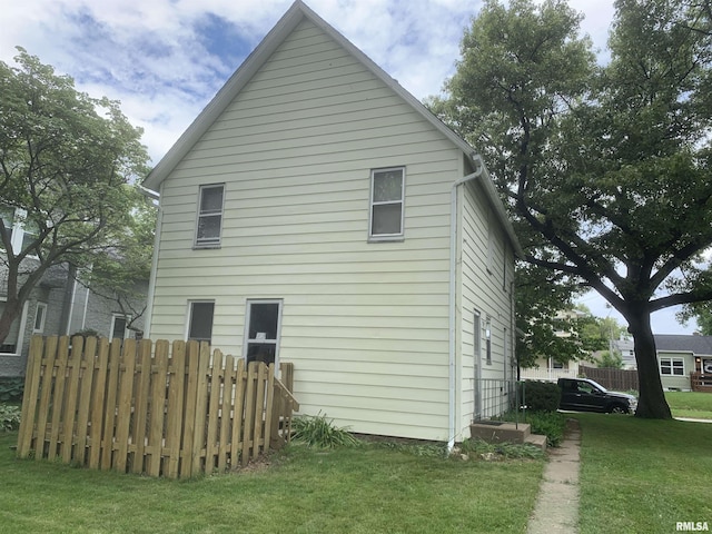 1424 29th Ave, Moline, IL 61265 - view of side of property