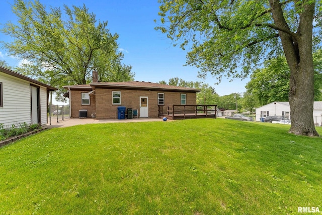 2706 W 47th St, Davenport, IA 52806 - photo 3
