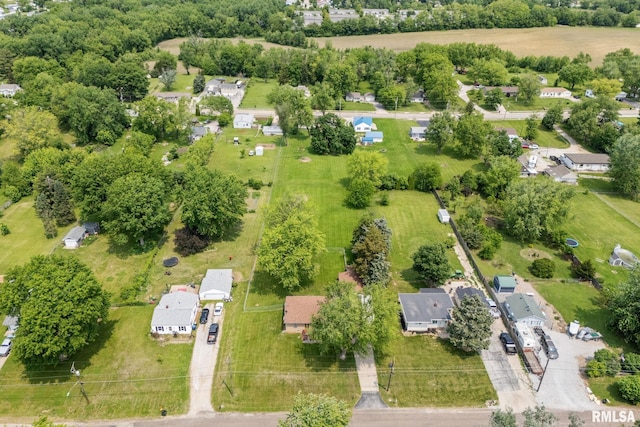2706 W 47th St, Davenport, IA 52806 - photo 32
