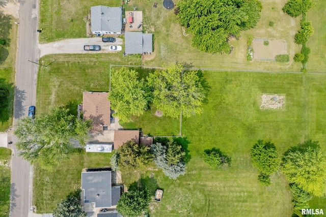 2706 W 47th St, Davenport, IA 52806 - photo 6