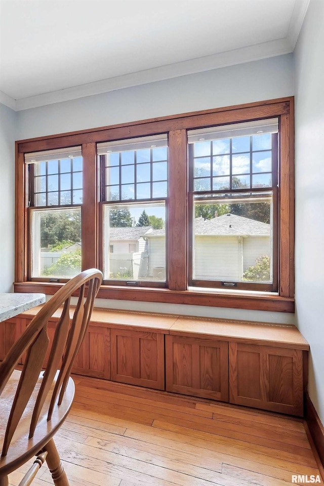 924 Brown St, Bettendorf, IA 52722 - detailed view of crown molding and wood finished floors