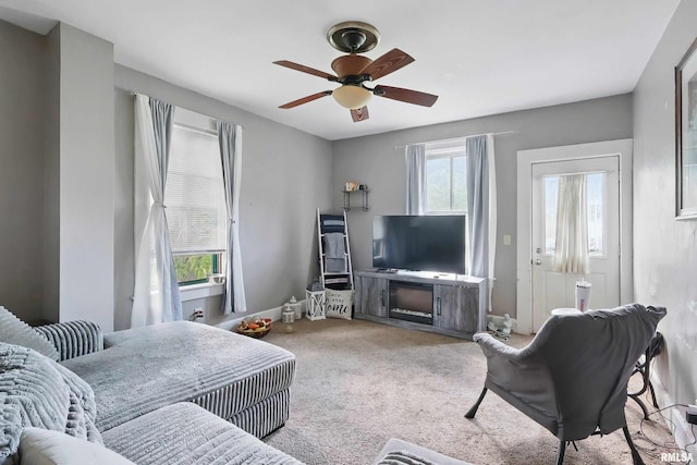 1931 E 11th St, Davenport, IA 52803 - carpeted living room with ceiling fan