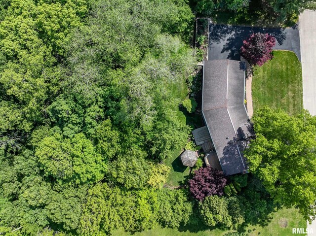28013 230th St, Le Claire, IA 52753 - aerial view