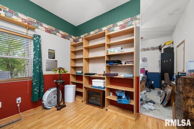 911 Cardinal Dr, Maquoketa, IA 52060 - view of storage room