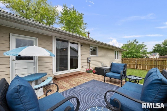 5647 Quercus Ln, Davenport, IA 52806 - view of deck