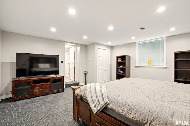 5760 Jenny Ln, Bettendorf, IA 52722 - bedroom featuring recessed lighting, carpet floors, and baseboards