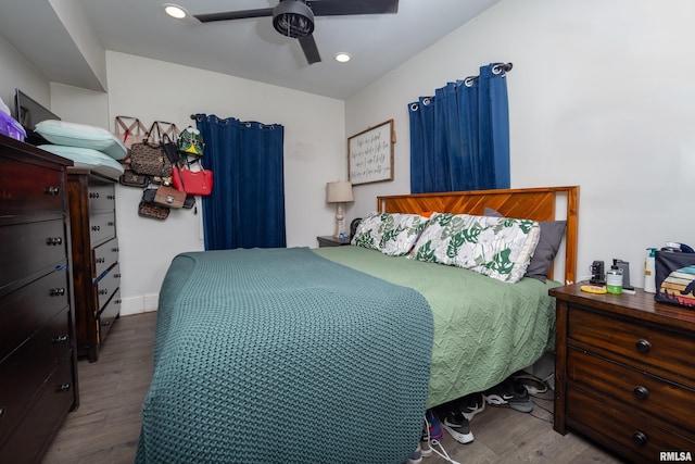 521 E Park St, Geneseo, IL 61254 - bedroom with wood finished floors, ceiling fan, and recessed lighting
