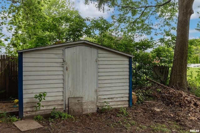 521 E Park St, Geneseo, IL 61254 - view of shed