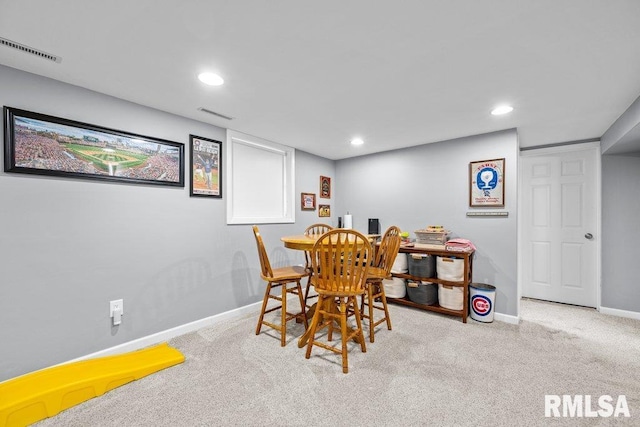 237 Colony Dr, Davenport, IA 52806 - carpeted dining room featuring baseboards and recessed lighting